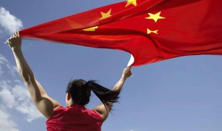 国歌歌词完整歌（不论断原唱歌词歌谱）