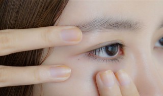 眼睛变大的自然方法（近视眼手术最佳年龄和度数）
