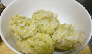 酸菜中有白花怎么处理 酸菜中有白花怎么处理掉