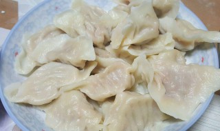 羊肉馅饺子配什么菜好（羊肉馅饺子配什么菜好怎么调馅好吃萝卜）