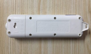 接线板上的插孔为什么没有一孔的 接线板上的插头为什么没有一孔
