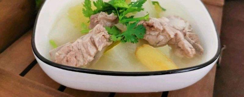 炖排骨需要什么材料（炖排骨需要什么材料怎么炖）
