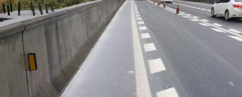 高速公路路肩是什么地方 高速公路路肩是什么地方 图解