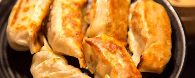 烤饺子怎么烤 烤饺子怎么烤视频