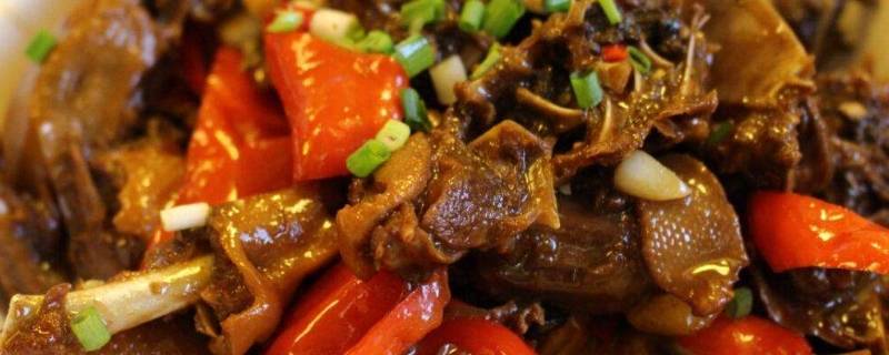 咸鸭子怎么烧才好吃（咸鸭子怎么烧才好吃窍门）