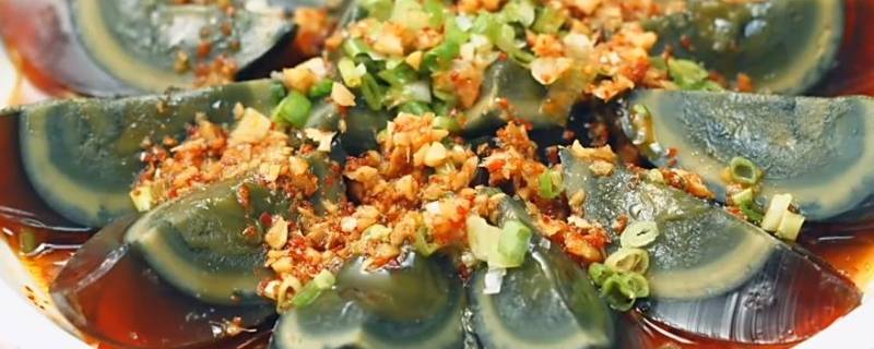 松花蛋蘸料汁怎么调好吃（松花蛋蘸料汁怎么调好吃视频）