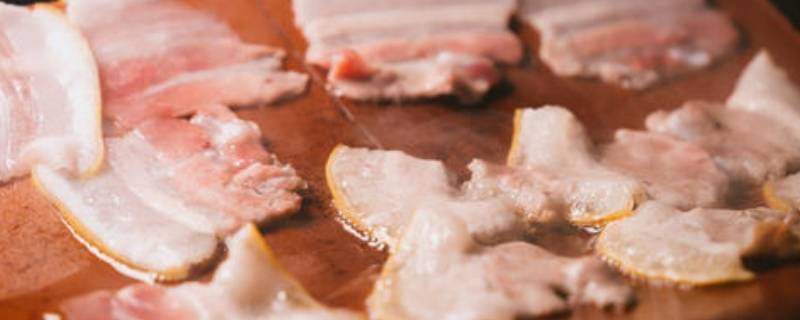 腊肥肉怎么炒好吃 腊肥肉怎么炒好吃又嫩