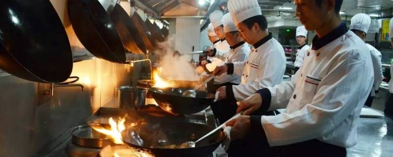 烹调区属于什么区（烹调区宜设置什么装置）