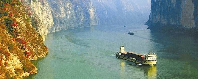 长江深度（长江深度最深多少米）