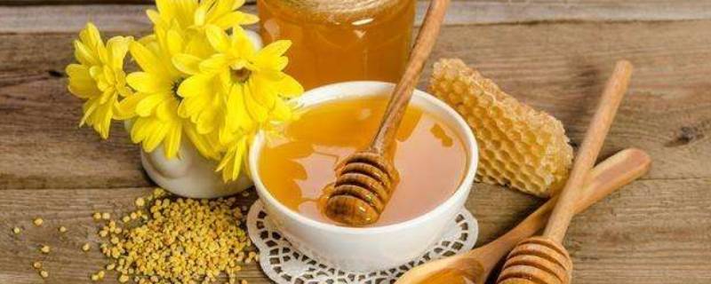 蜂蜜结块怎么才能化开（蜂蜜结块怎么才能化开）