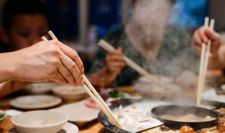 火锅里魔芋煮多久才熟 火锅里魔芋煮多久才熟透