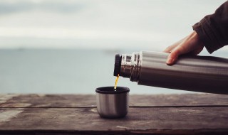 保温杯外面发黄怎样清洗干净 保温杯外部变黄怎么清洗