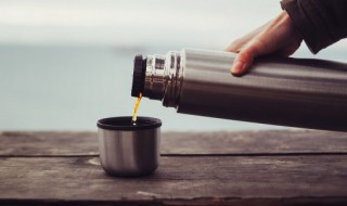 保温瓶怎样清洗才干净（保温瓶怎样清洗才干净视频）